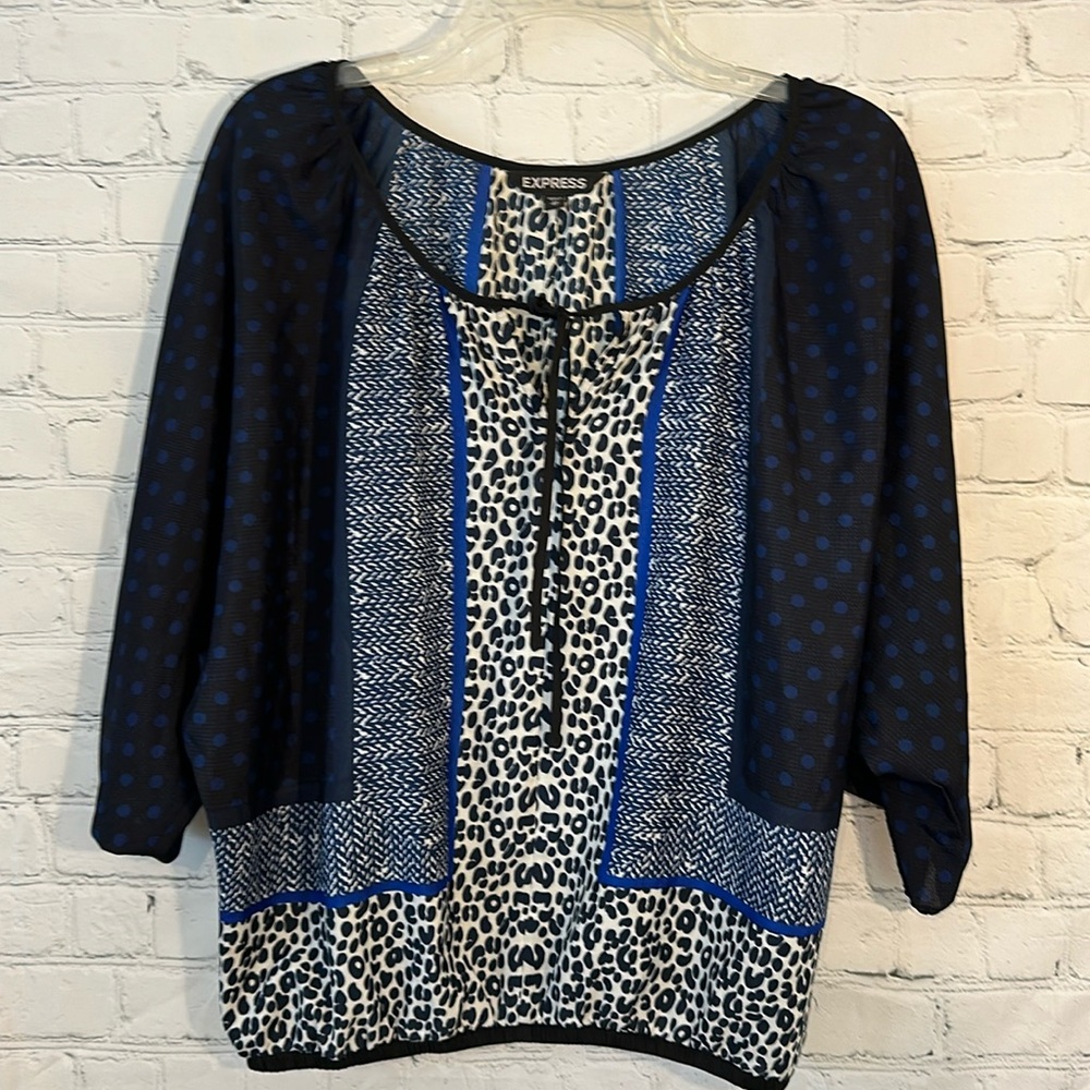 Express light and airy dolman sleeve popover blouse